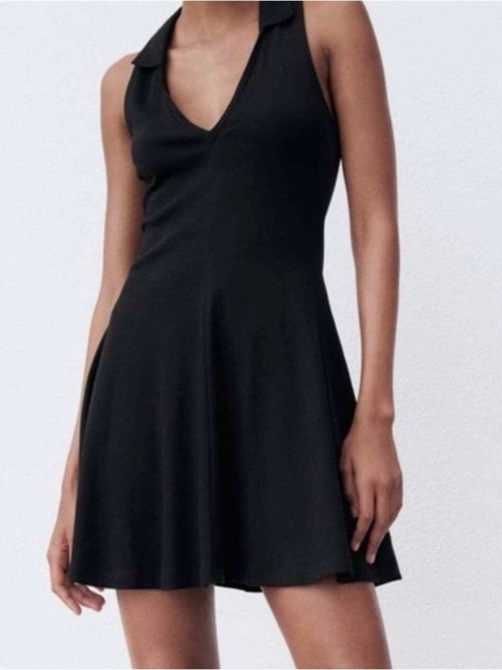 Zara Black Sleeveless V-Neck Midi Dress - Picture 3 of 4